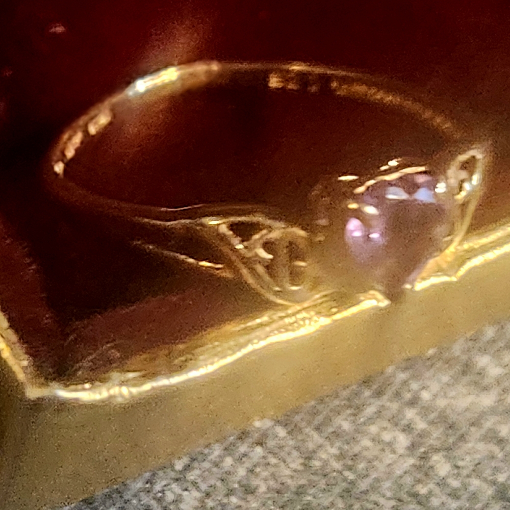 10kt Gold Heart Ring with Amethyst - Picture 8 of 15